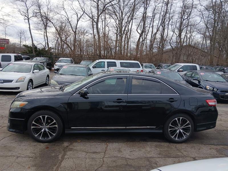 Toyota Camry Base 6-Spd AT 2011