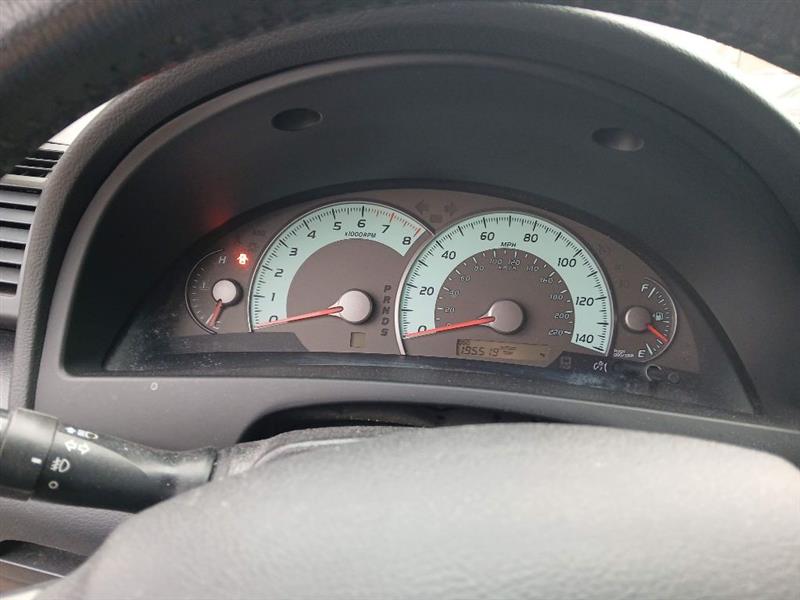 Toyota Camry Base 6-Spd AT 2011