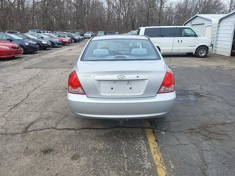 Hyundai Elantra GLS 4-Door 2006