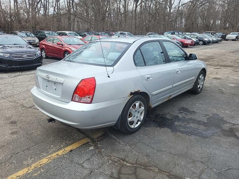 Hyundai Elantra GLS 4-Door 2006