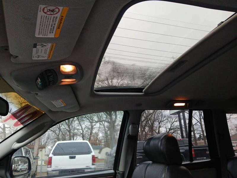 Jeep Grand Cherokee Overland 4WD 2004