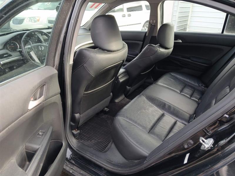 Honda Accord SE Sedan AT 2011