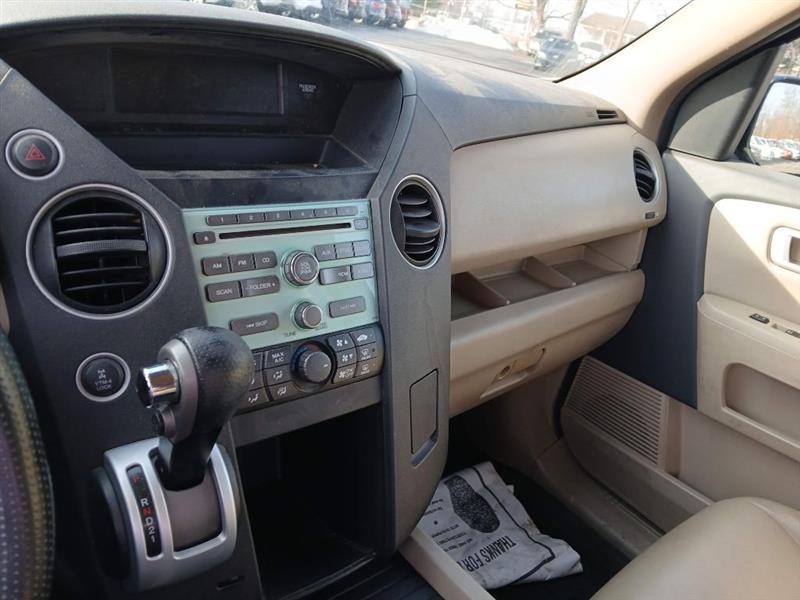 Honda Pilot LX 4WD 5-Spd AT 2011