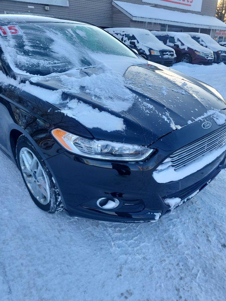 Ford Fusion SE 2015