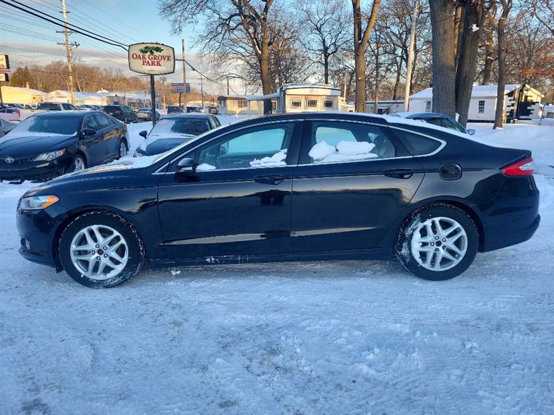 Ford Fusion SE 2015