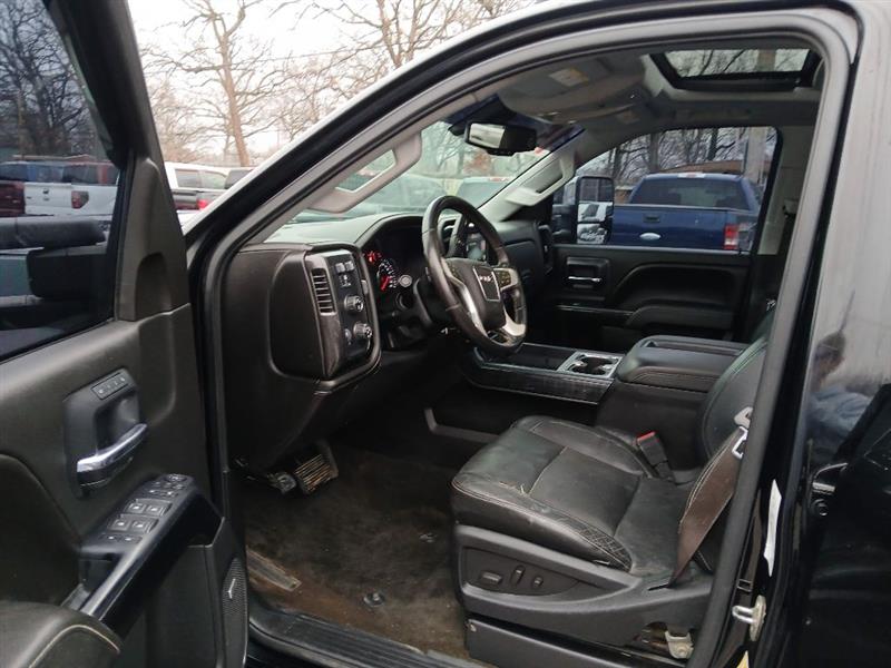 GMC Sierra 2500HD SLT Crew Cab 4WD 2015