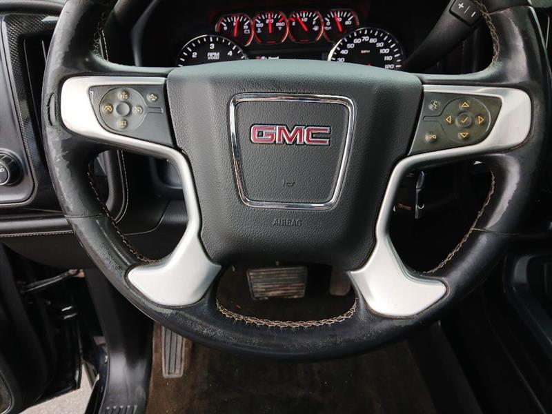 GMC Sierra 2500HD SLT Crew Cab 4WD 2015