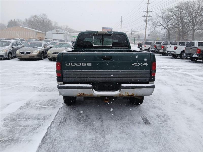 Dodge Ram 1500 Quad Cab Short Bed 4WD 1999