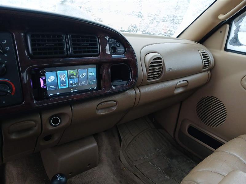 Dodge Ram 1500 Quad Cab Short Bed 4WD 1999