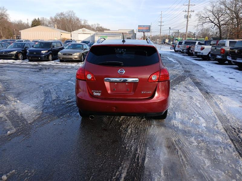 Nissan Rogue S AWD 2011