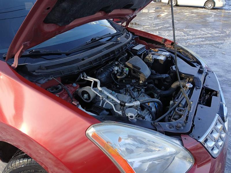 Nissan Rogue S AWD 2011