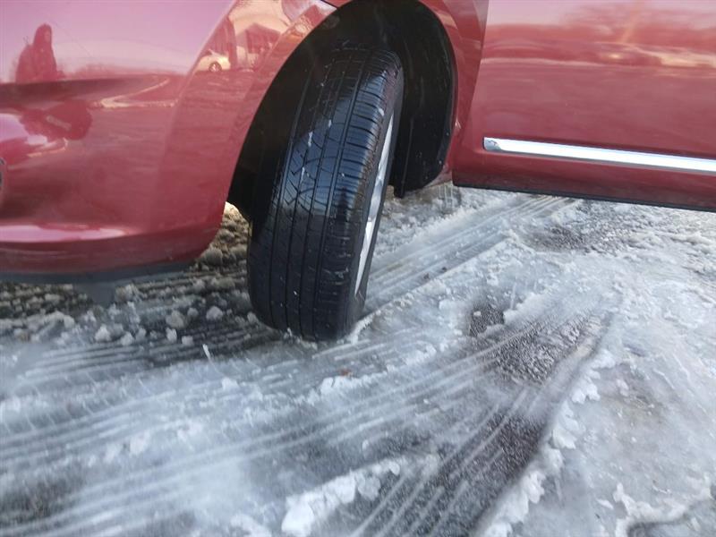 Nissan Rogue S AWD 2011