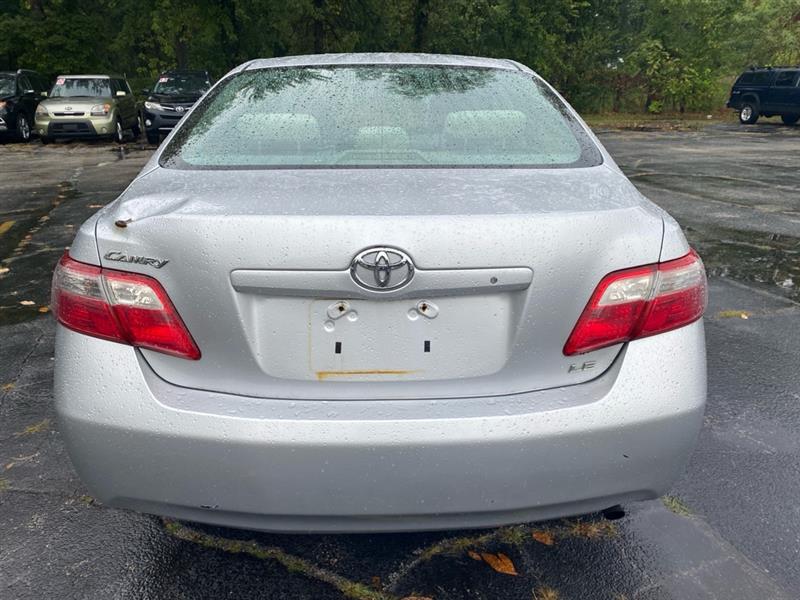 Toyota Camry SE 5-Spd AT 2009