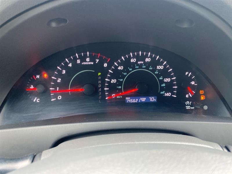 Toyota Camry SE 5-Spd AT 2009