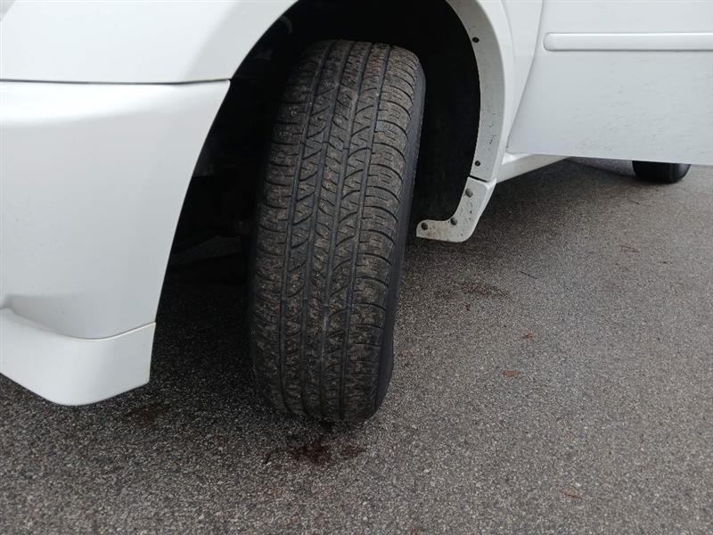 Dodge Nitro SXT 4WD 2011