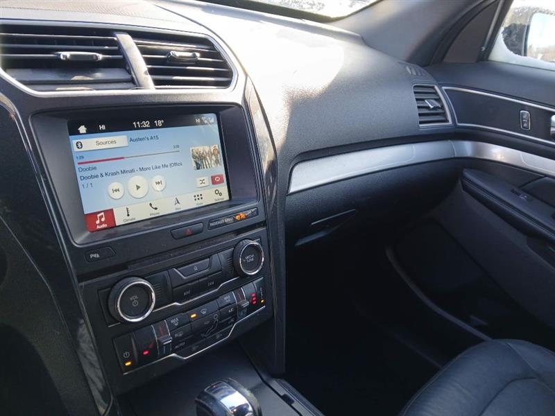 Ford Explorer XLT 4WD 2017