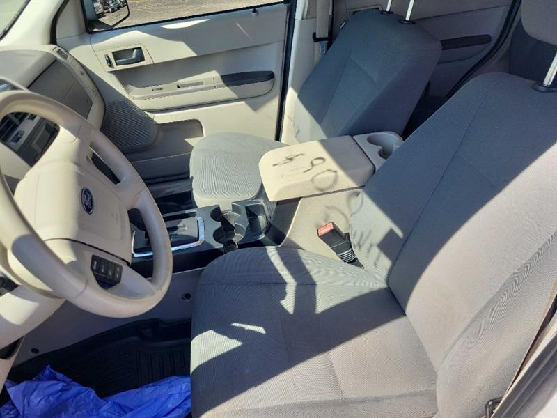 Ford Escape XLS FWD AT 2009