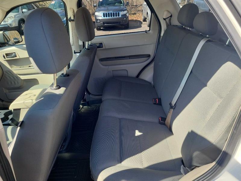 Ford Escape XLS FWD AT 2009