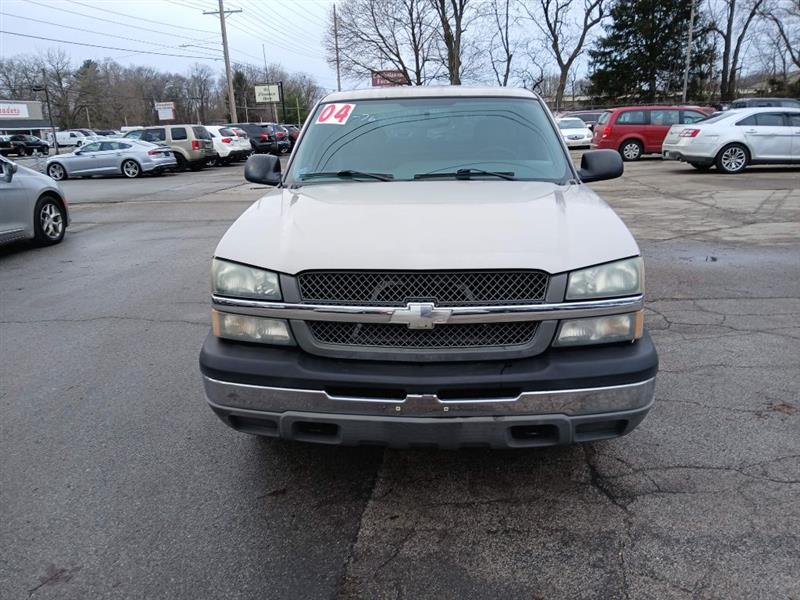 Chevrolet Silverado 1500 Short Bed 2WD 2004