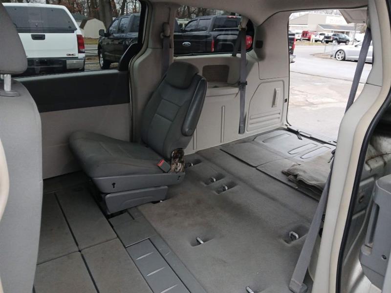 Chrysler Town & Country Touring 2010