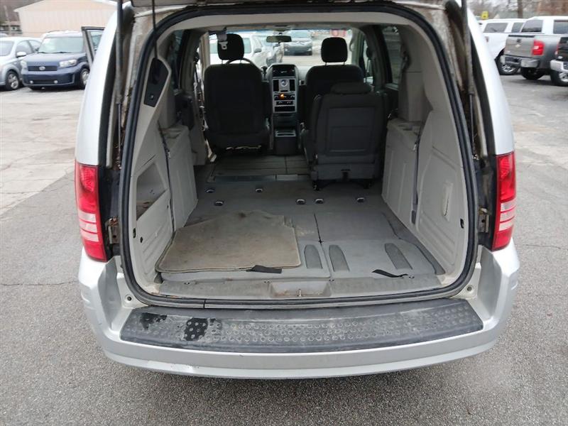 Chrysler Town & Country Touring 2010