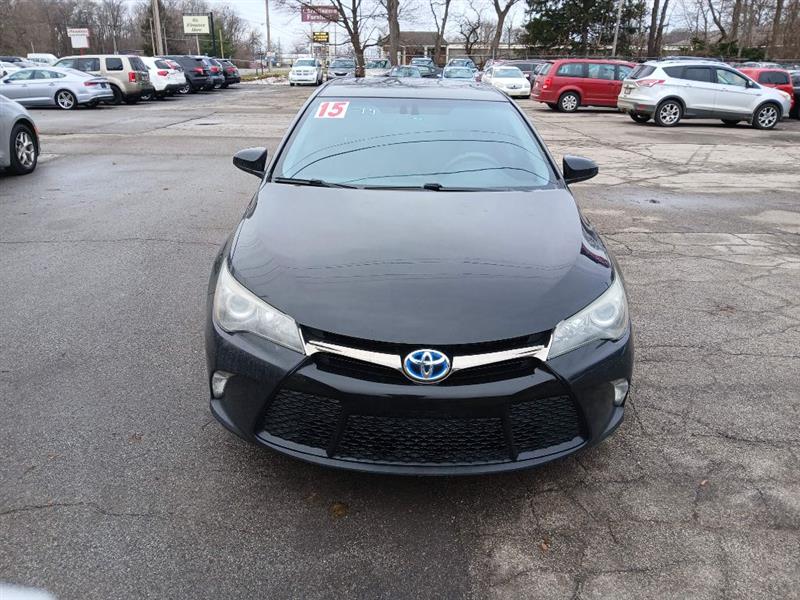 Toyota Camry Hybrid XLE 2015
