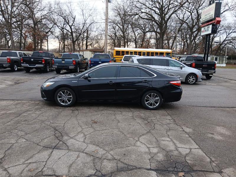 Toyota Camry Hybrid XLE 2015