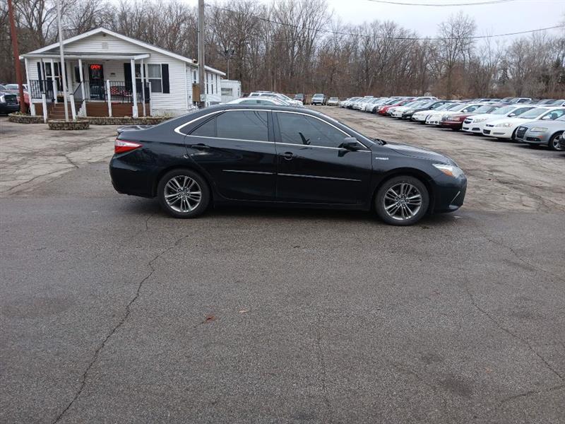 Toyota Camry Hybrid XLE 2015