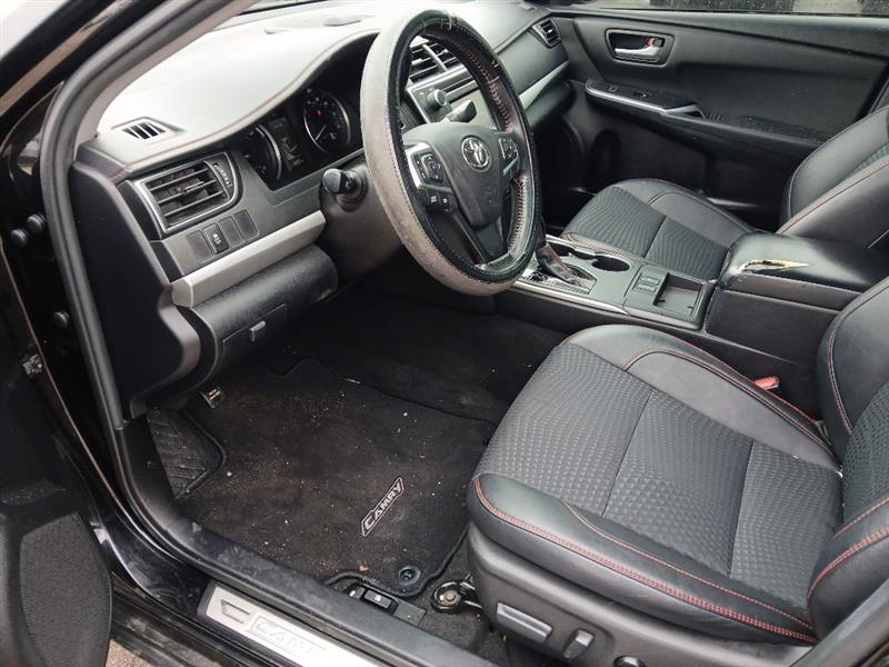 Toyota Camry Hybrid XLE 2015