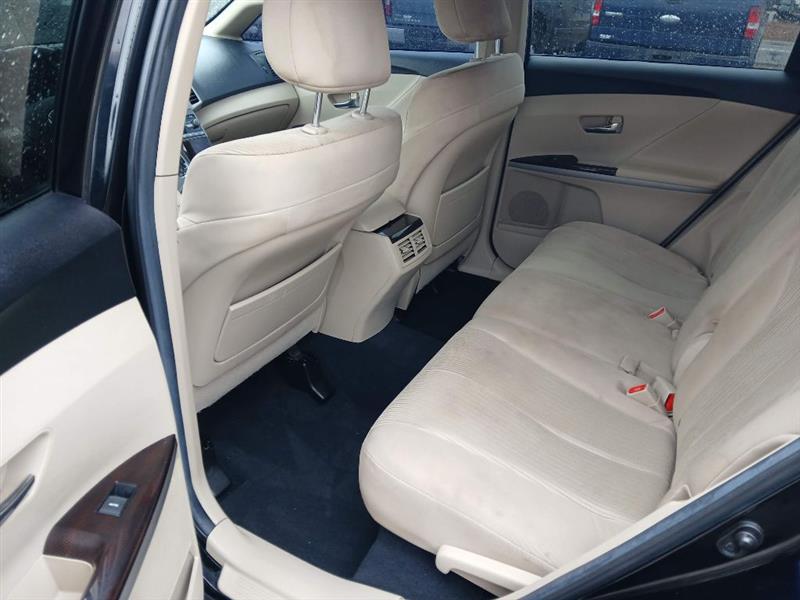 Toyota Venza AWD V6 2011