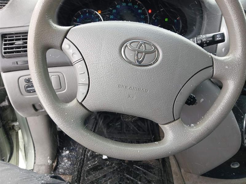 Toyota Sienna CE FWD 8-Passenger 2008