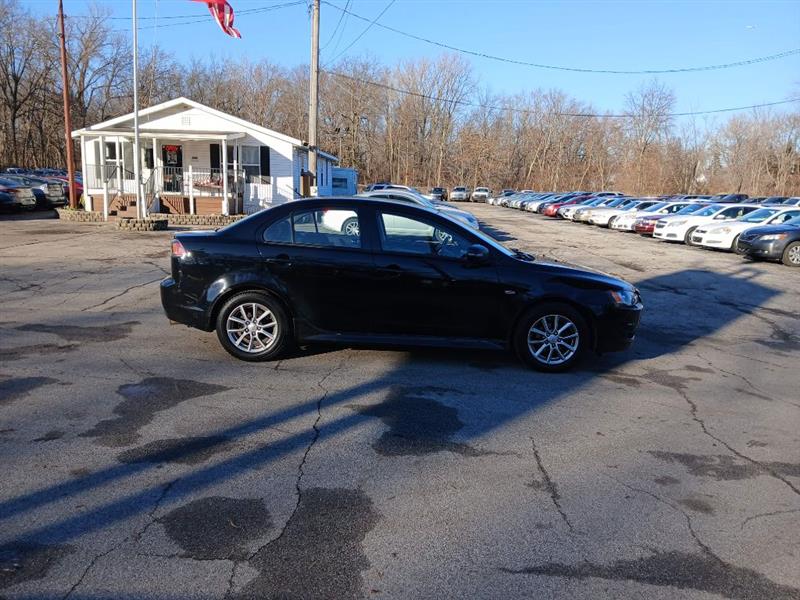 Mitsubishi Lancer ES 5M 2015