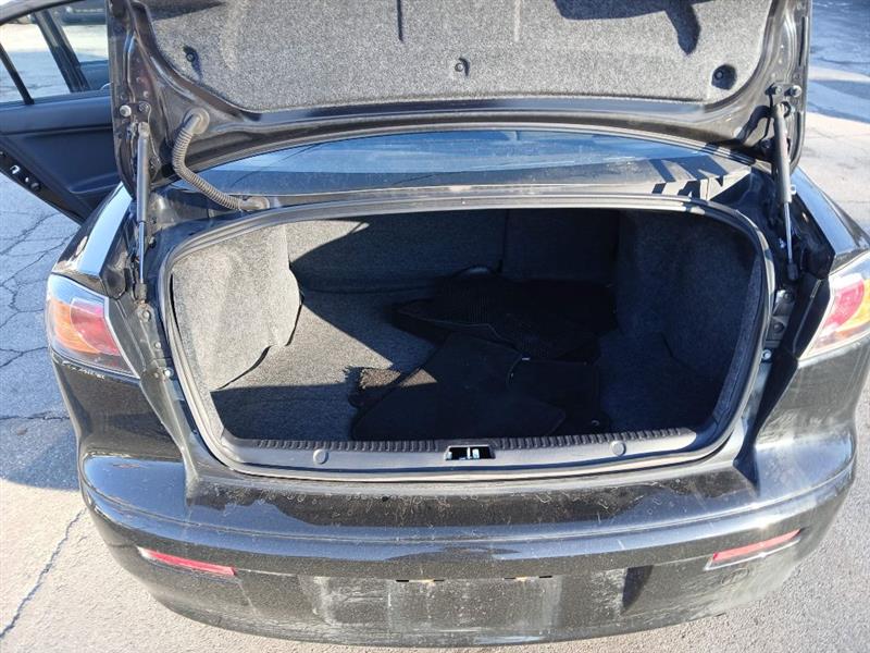 Mitsubishi Lancer ES 5M 2015