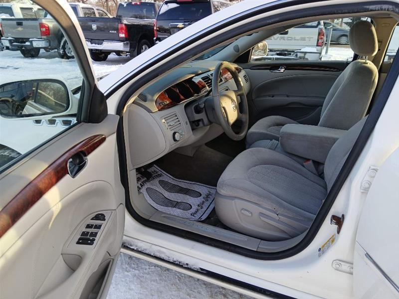 Buick Lucerne CX 2008