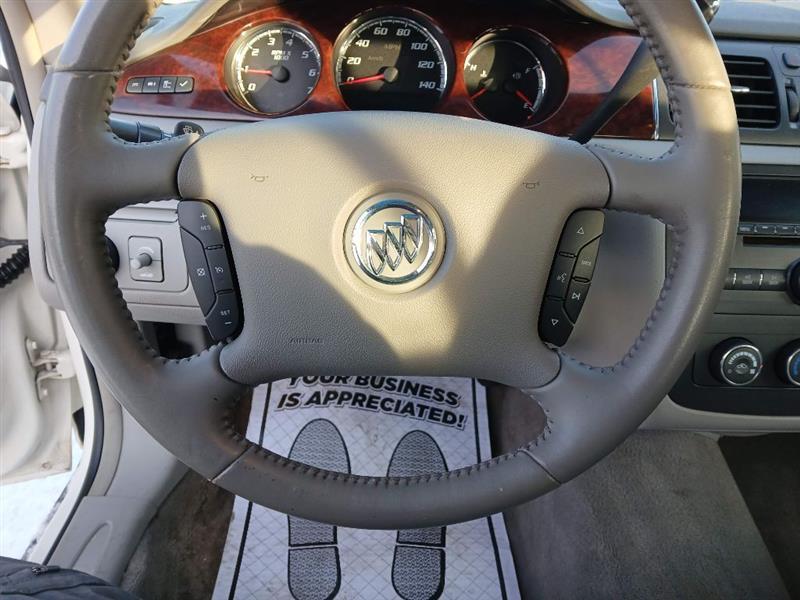Buick Lucerne CX 2008