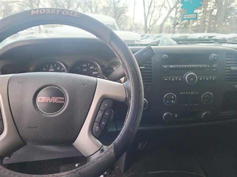 GMC Sierra 1500 SLE Crew Cab 4WD 2012