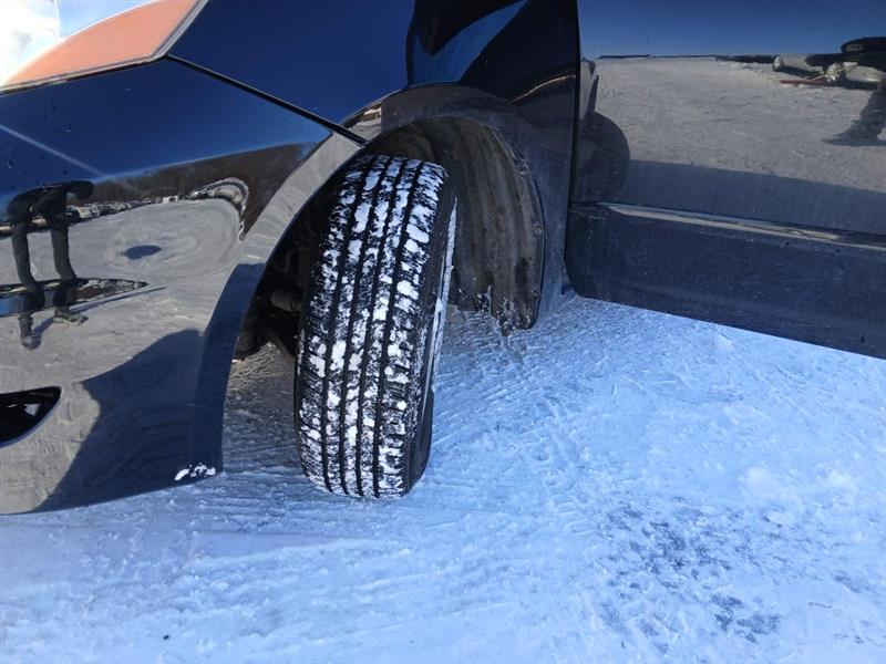 Toyota Sienna XLE FWD 2009