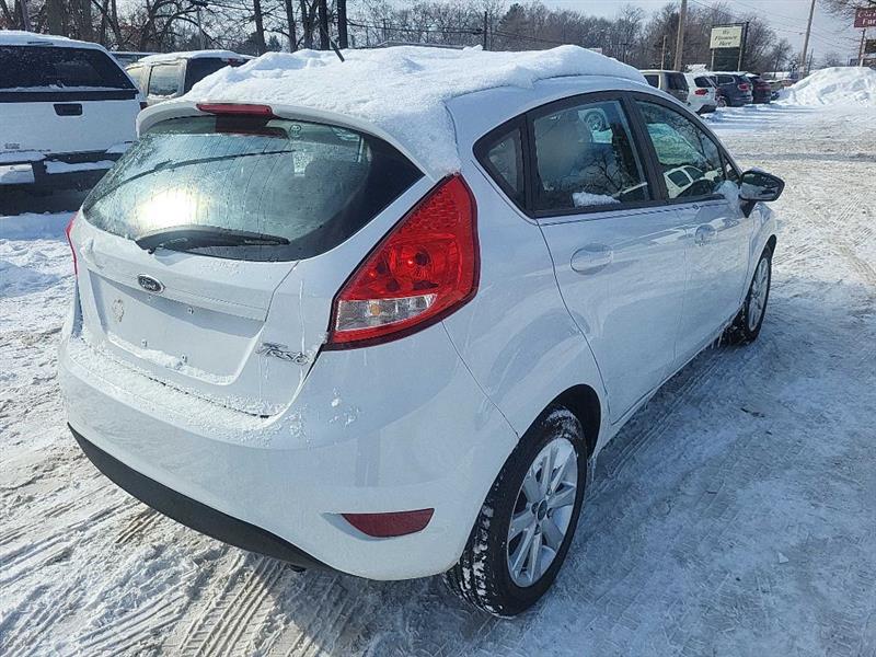 Ford Fiesta S Hatchback 2013