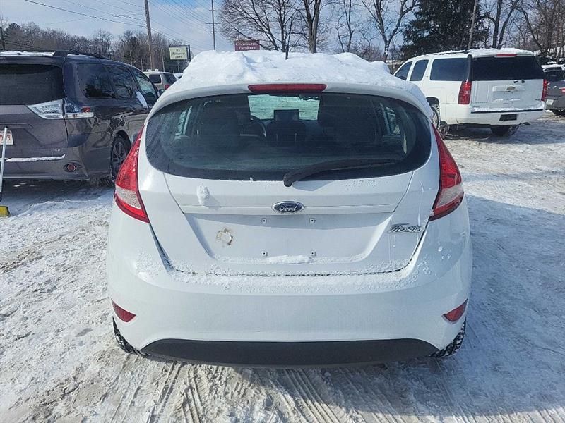 Ford Fiesta S Hatchback 2013