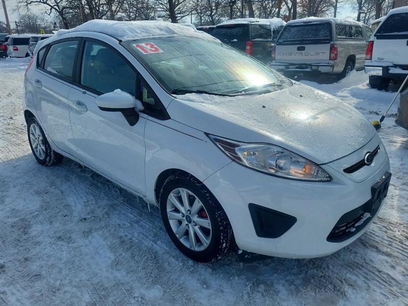 Ford Fiesta S Hatchback 2013