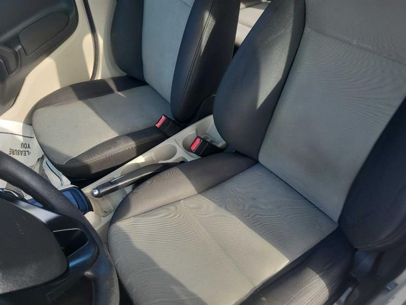 Ford Fiesta S Hatchback 2013