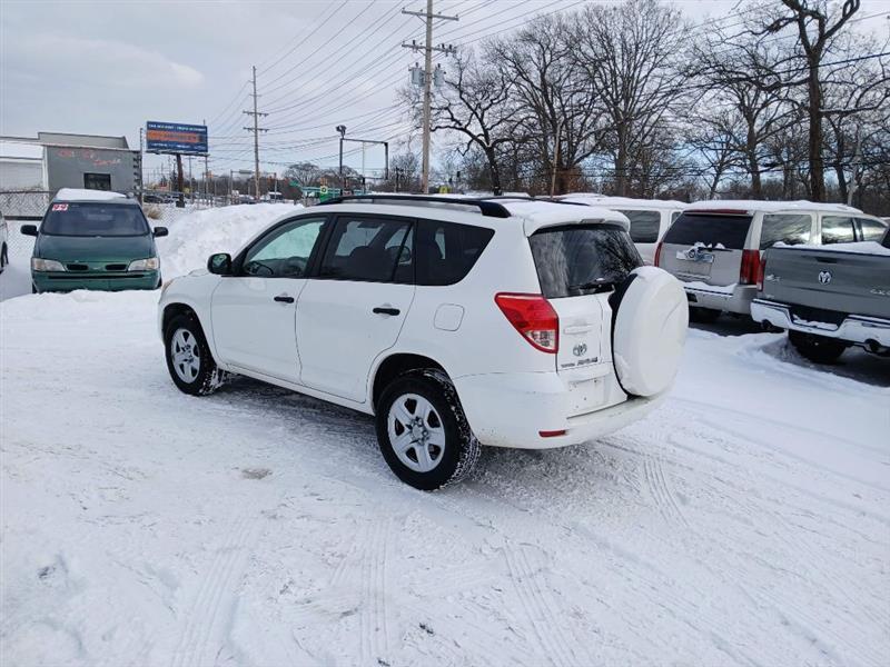 Toyota RAV4 Base I4 4WD 2007