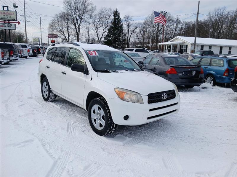 Toyota RAV4 Base I4 4WD 2007