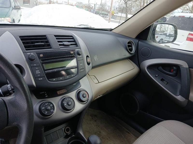 Toyota RAV4 Base I4 4WD 2007