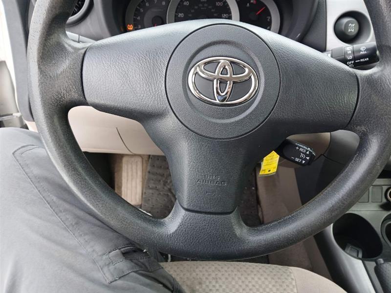 Toyota RAV4 Base I4 4WD 2007