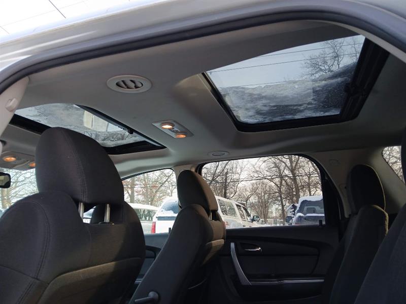 GMC Acadia SLE-2 AWD 2011