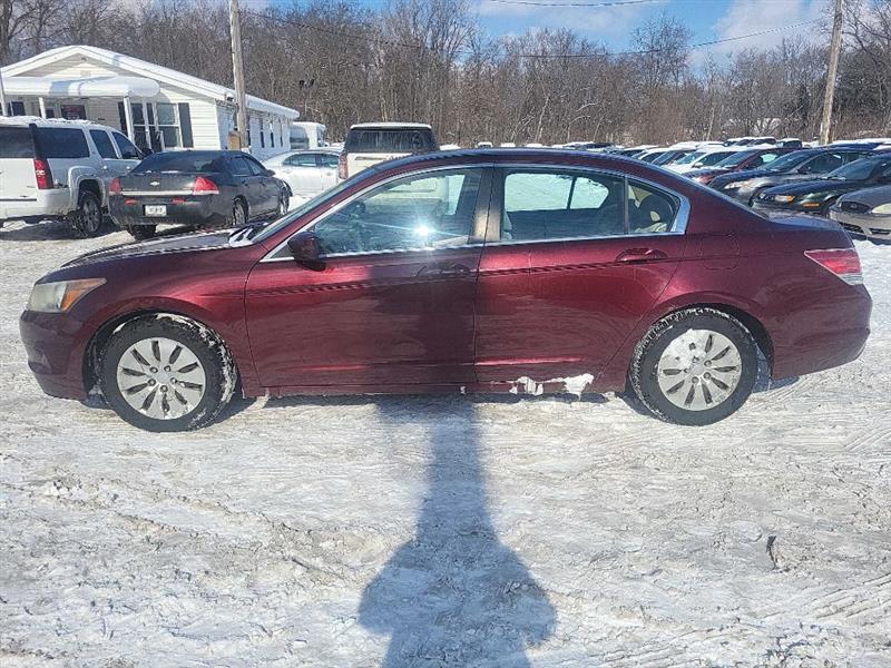 Honda Accord LX sedan AT 2010