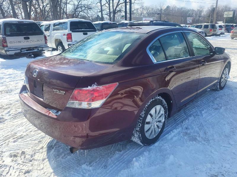 Honda Accord LX sedan AT 2010