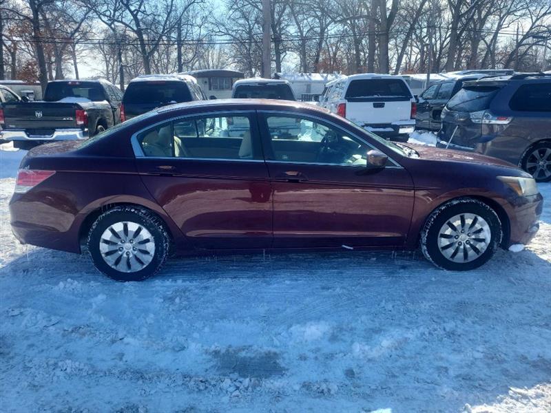 Honda Accord LX sedan AT 2010
