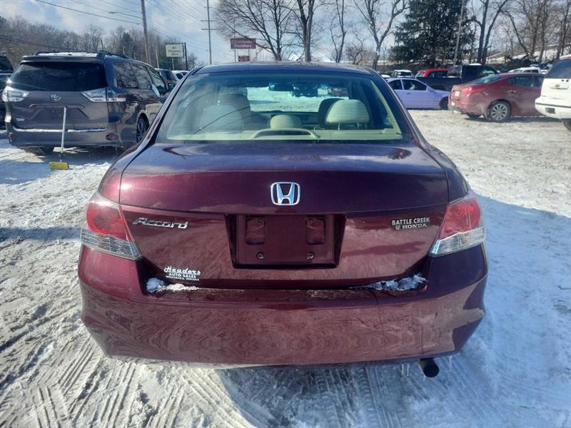 Honda Accord LX sedan AT 2010